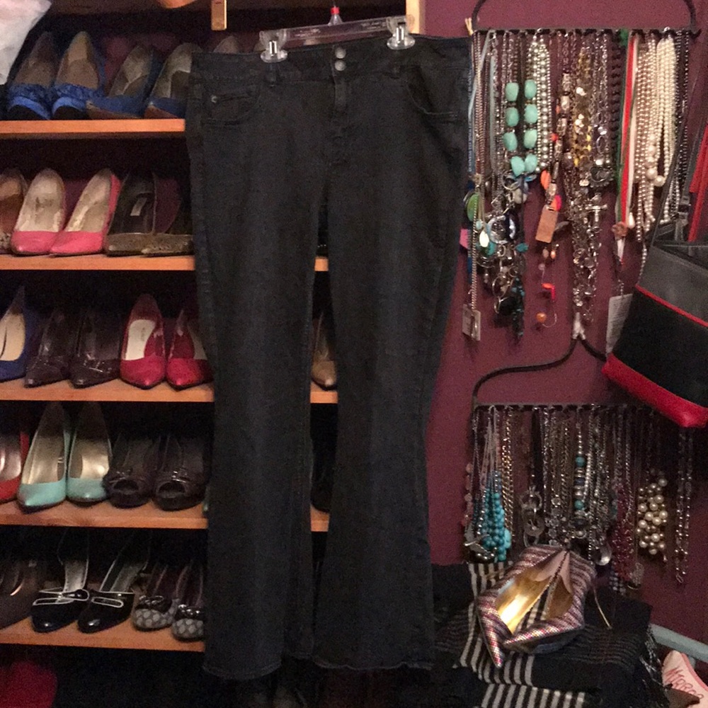 American Eagle Artist Jeans